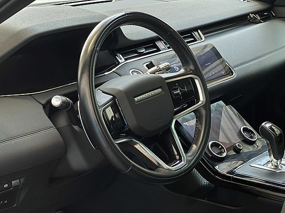 Land Rover Range Rover Evoque 18 of 30