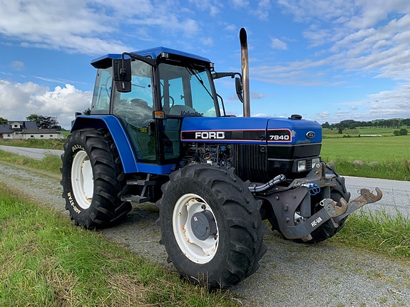 Ford 7840 2 of 5