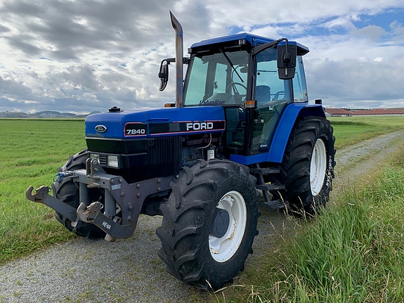 Ford 7840 4 of 5