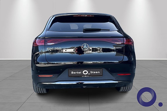 Mercedes-Benz EQE SUV 4 of 5
