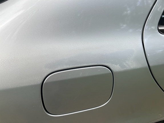 Mercedes-Benz E500 15 of 16