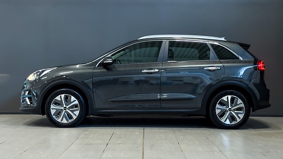 Kia Niro 2 of 5