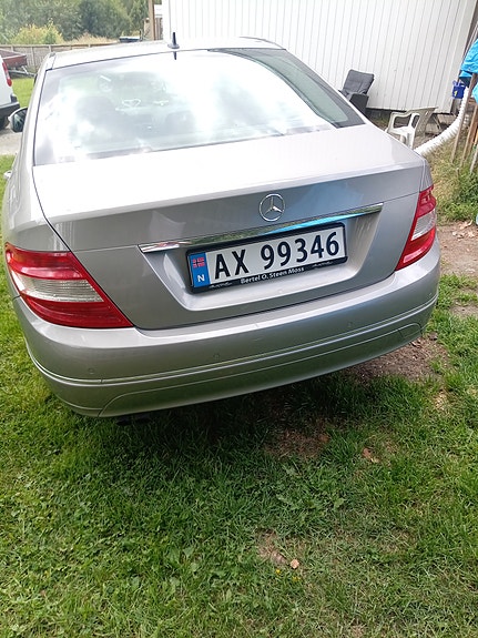 Mercedes-Benz C200 5 of 30
