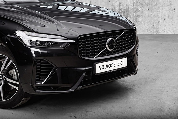 Volvo XC60 3 of 5