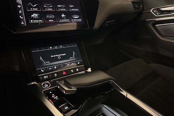 Audi e-tron Sportback 14 of 29