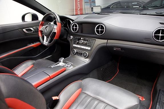 Mercedes-Benz SL350 2 of 5