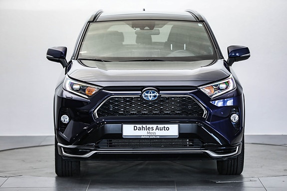 Toyota RAV4 5 of 5
