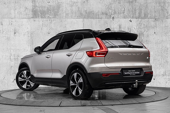 Volvo XC40 5 of 5