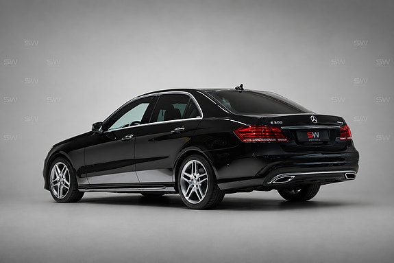 Mercedes-Benz E-Klasse 3 of 5