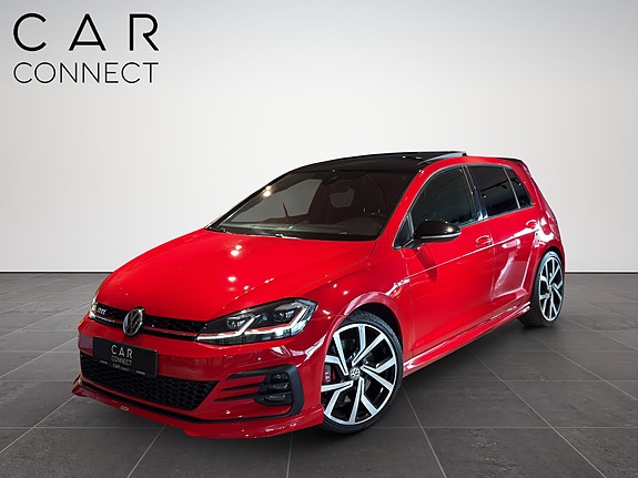 Volkswagen Golf VII 9 of 30
