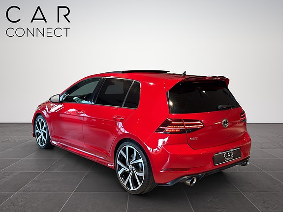 Volkswagen Golf VII 3 of 30