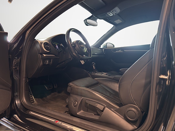 Audi S3 17 of 30