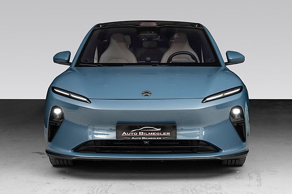 NIO ET5 5 of 5