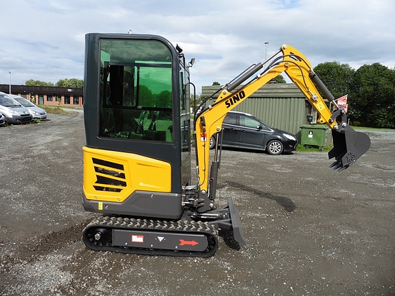 Sino LT 1018 Kubota motor 5 of 5