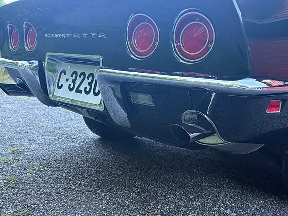 Chevrolet Corvette 5 of 5