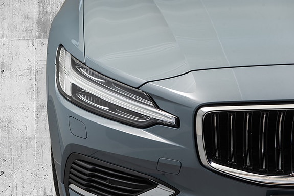 Volvo S60 3 of 5