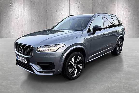 Volvo XC90 3 of 5