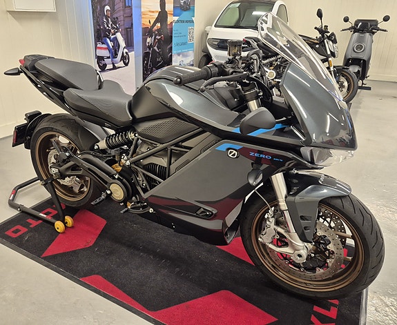 Zero SR/S 17.3 kWh/Premium/Cruise/Varmeholker/Revers/190Nm 12 of 30