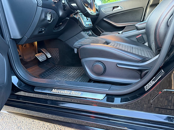 Mercedes-Benz A180 12 of 18