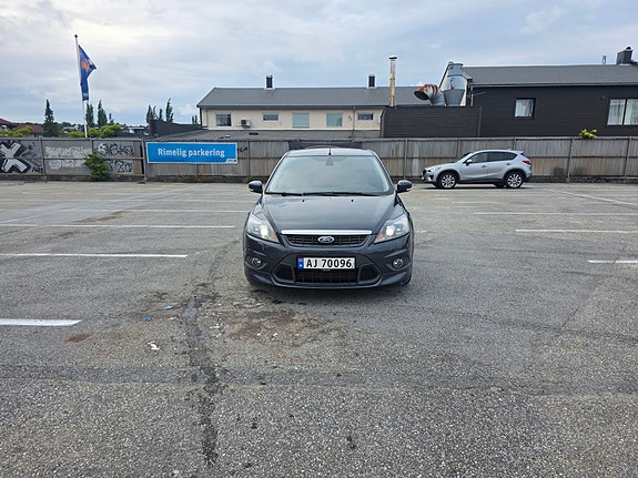Ford Focus 14 of 23