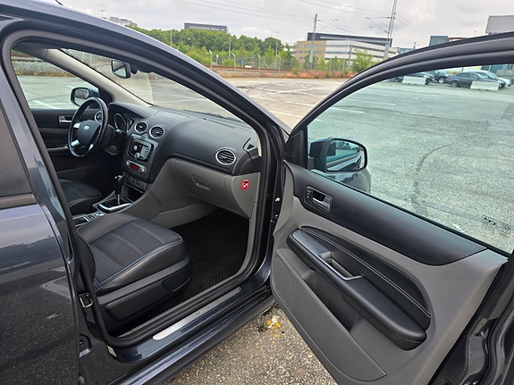 Ford Focus 21 of 23