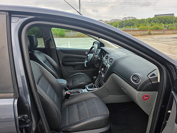 Ford Focus 22 of 23