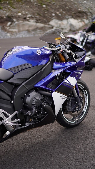 Yamaha YZF-R1 6 of 17