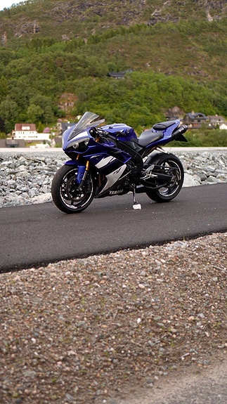 Yamaha YZF-R1 7 of 17