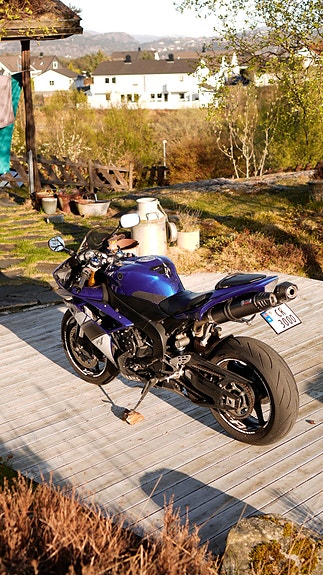 Yamaha YZF-R1 17 of 17