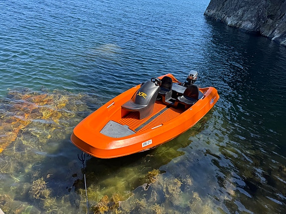 River 420 XR 5 of 5