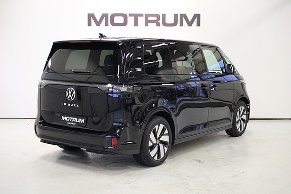Volkswagen ID. Buzz 3 of 30