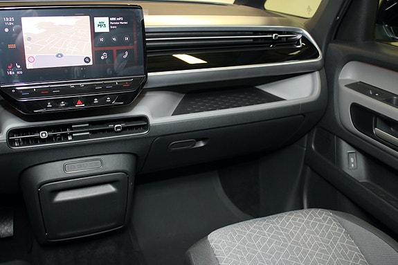 Volkswagen ID. Buzz 18 of 30