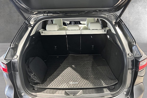 Mazda CX-60 14 of 15
