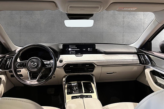 Mazda CX-60 11 of 15