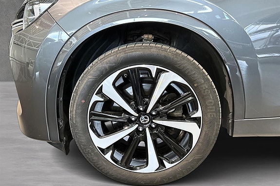 Mazda CX-60 15 of 15