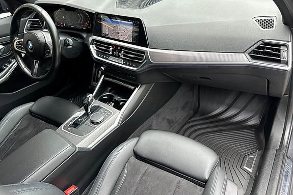 BMW 320d 15 of 30