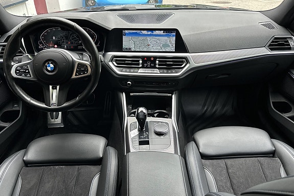 BMW 320d 12 of 30