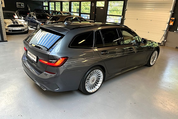 BMW 320d 5 of 30