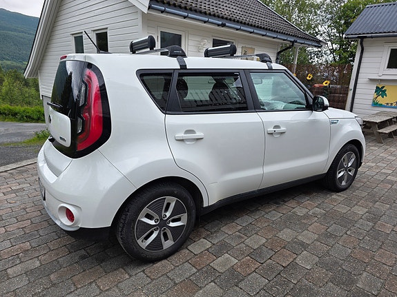 Kia Soul Ev 2018 photo 5