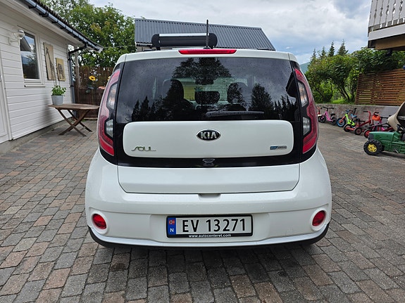 Kia Soul Ev 2018 photo 4