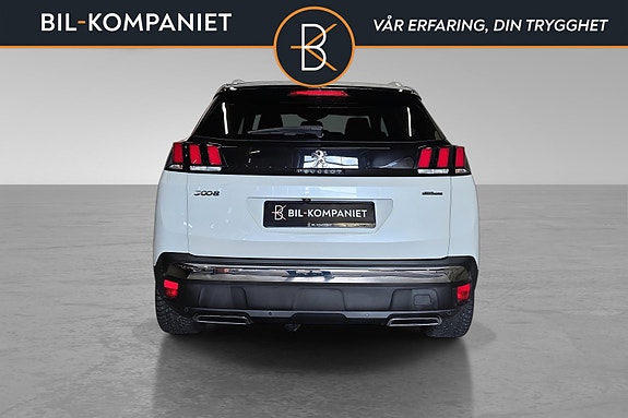 Peugeot 3008 4 of 5