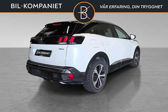 Peugeot 3008 3 of 5