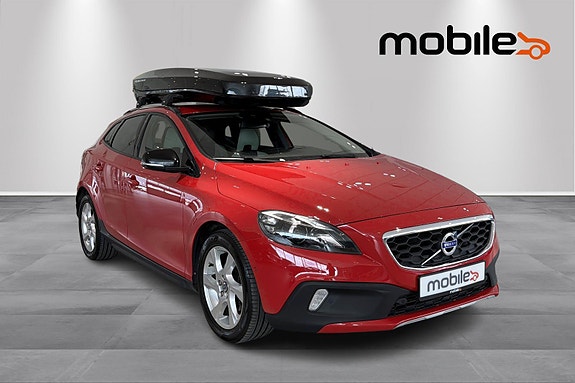 Volvo V40 Cross Country 2 of 5