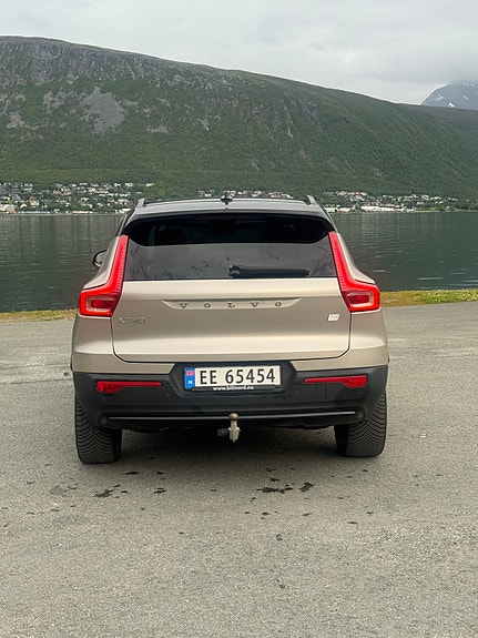 Volvo XC40 14 of 14