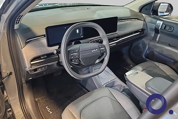 Kia EV3 11 of 18