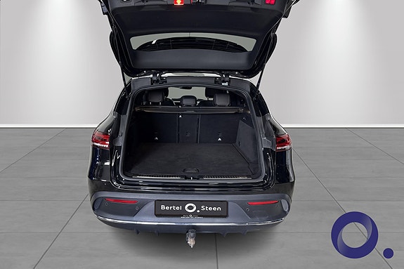 Mercedes-Benz EQC400 5 of 5