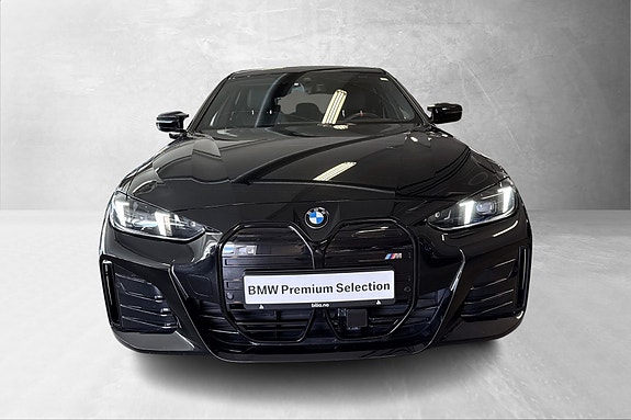 BMW i4 3 of 5