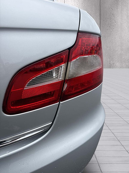 Skoda Superb 16 of 16