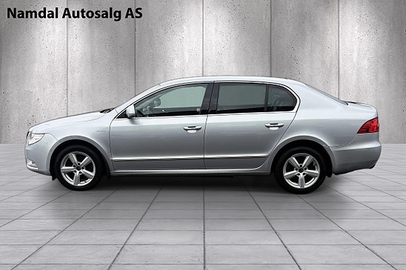 Skoda Superb 6 of 16