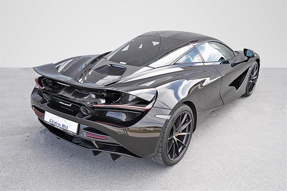 McLaren 720S 17 of 30